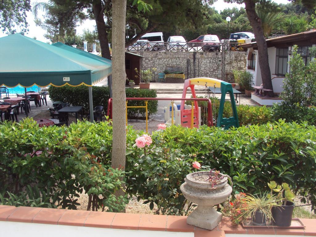 Hotel Piccolo Paradiso Di Rodi Garganico Kültér fotó